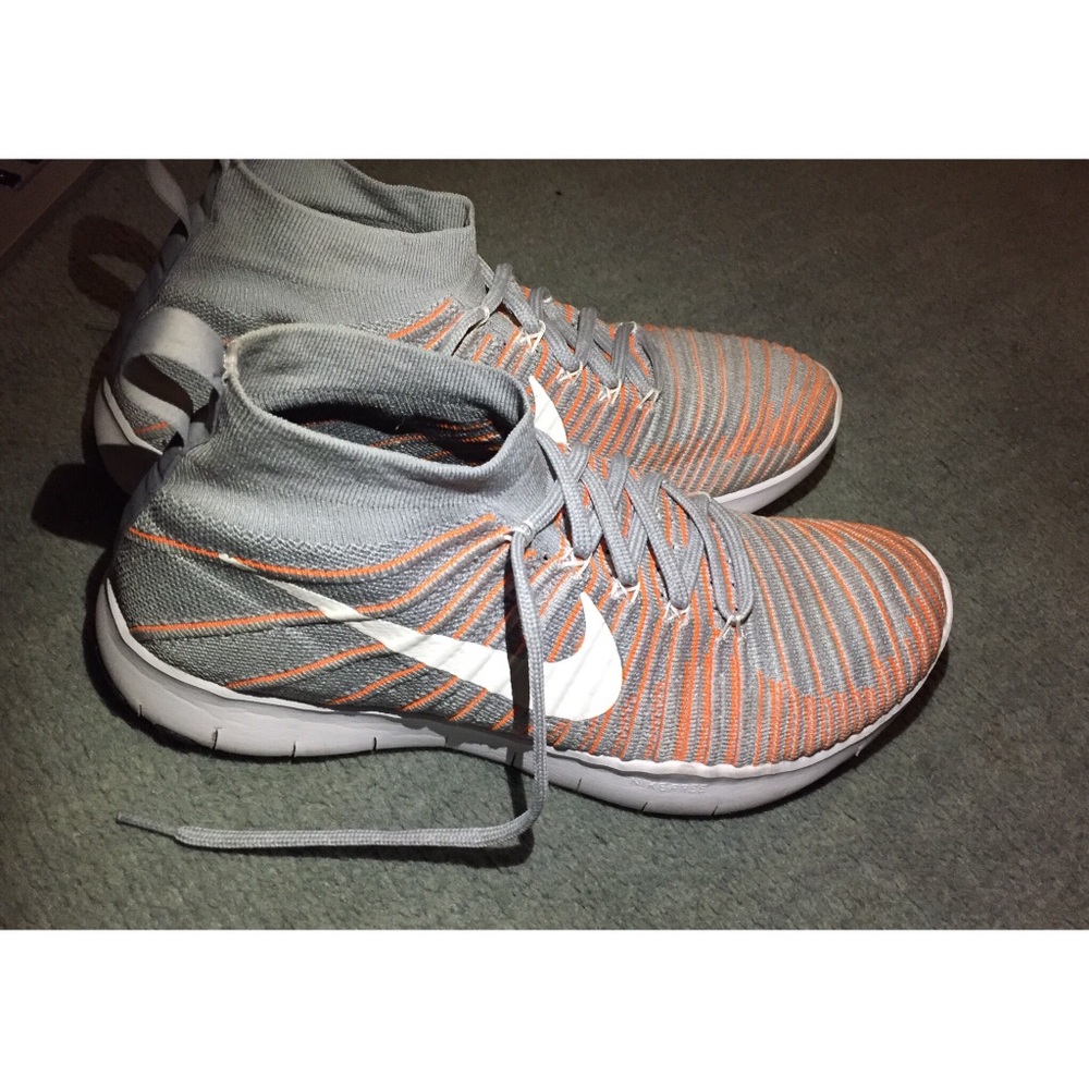 🚫SOLD🚫Men’s Free Train Force Flyknit Training
